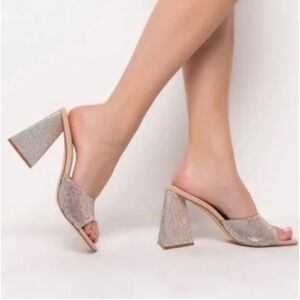 Bamboo Rhinestone Sandals